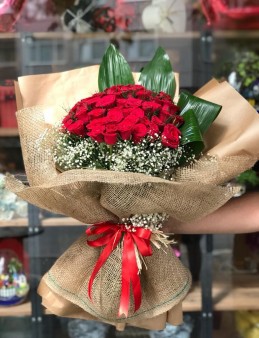 51 Kırmızı Gül Buketi Kız İsteme / Sevgiliye / Arkadaşa Buketler çiçek gönder