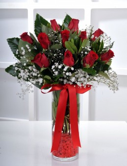 Hayatımın Aşkına 11 Kırmızı Gül Aranjmanlar çiçek gönder
