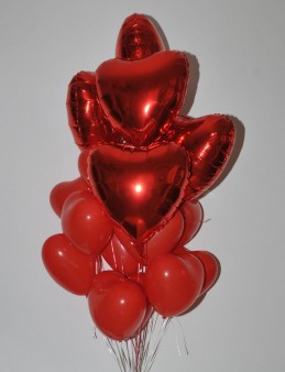 Kırmızının Sırrı Kalpli Uçan Balon Buketi  çiçek gönder