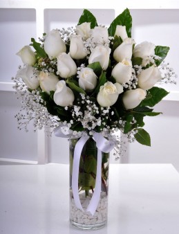Yakamoz 19 Beyaz Gül Çiçek Arajmanı  çiçek gönder