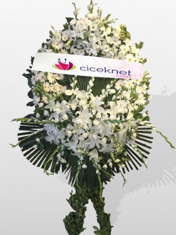 Beyazlı Cenaze Çelengi Cenaze Çelenkleri çiçek gönder