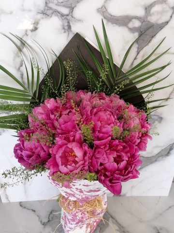 Ebru Sanatlı Pembe Şakayık Buketler çiçek gönder
