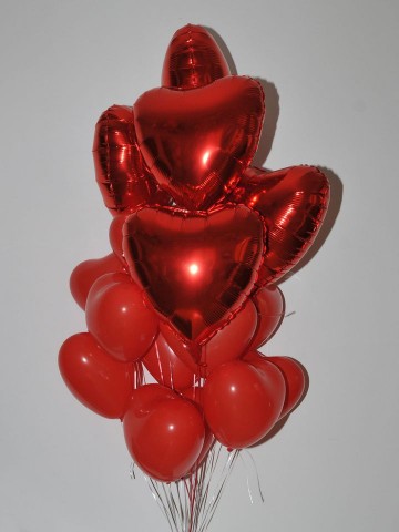Kırmızının Sırrı Kalpli Uçan Balon Buketi Balonlar çiçek gönder