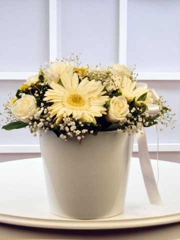 Beyaz Meleğime Aranjmanlar çiçek gönder