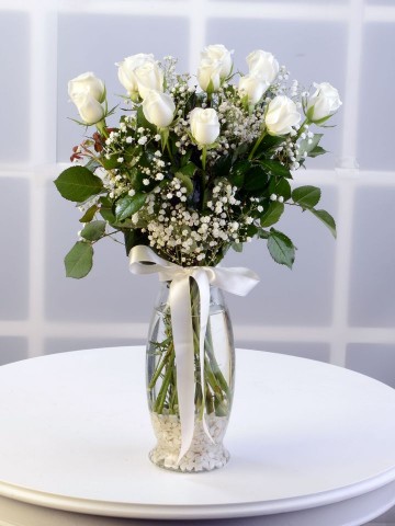 Amfora Camda 11 Beyaz Gül Aranjmanlar çiçek gönder