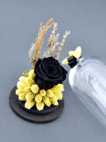 Siyah Solmayan Gül Solmayan Güller  çiçek gönder