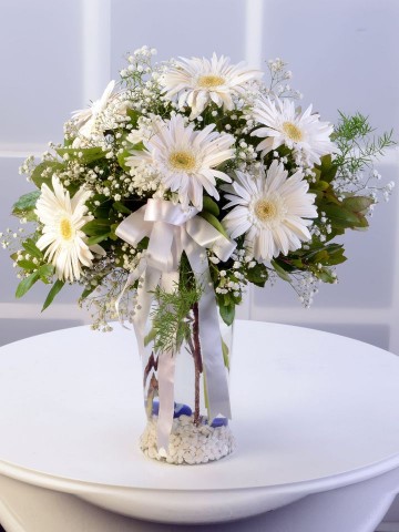 Beyaz Gerberalar Aranjmanlar çiçek gönder