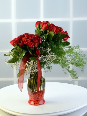 Mutluluğun Simgesi 50 Kırmızı Gül Aranjmanlar çiçek gönder