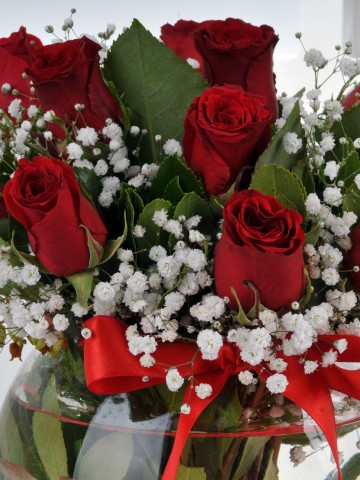 Fanusta 11 Kırmızı Gül Aranjmanı Aranjmanlar çiçek gönder