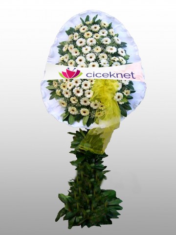 Beyaz Gerberalardan Ayaklı Sepet Düğün Çelenkleri çiçek gönder