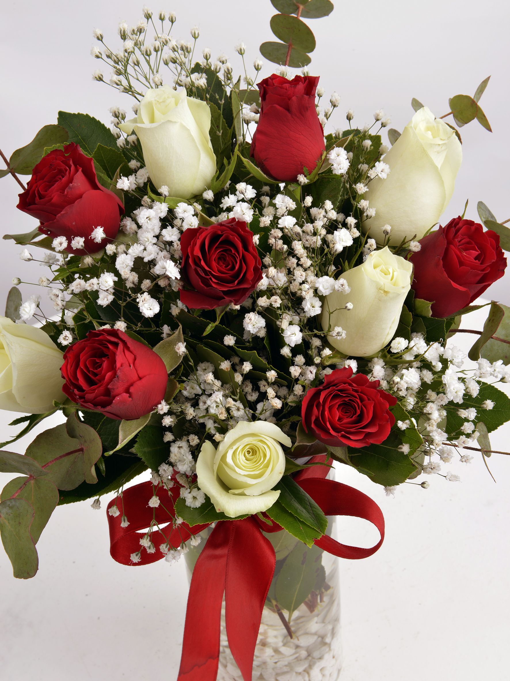 Kırmızı ve Beyaz Güller | Aranjmanlar